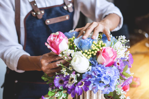 How Can Artificial Flower Arrangements Complement Modern Interior Design?